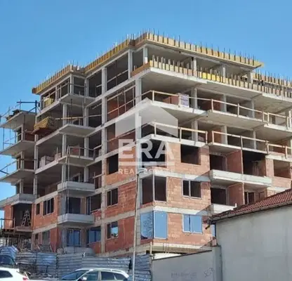 Photo 4 — 3-bedroom apartment in Varna, Vladislav Varnenchik 1