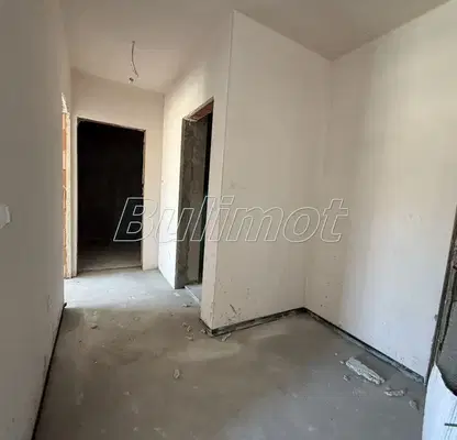 Photo 3 — 3-bedroom apartment in Varna, Vyzrajdane 1
