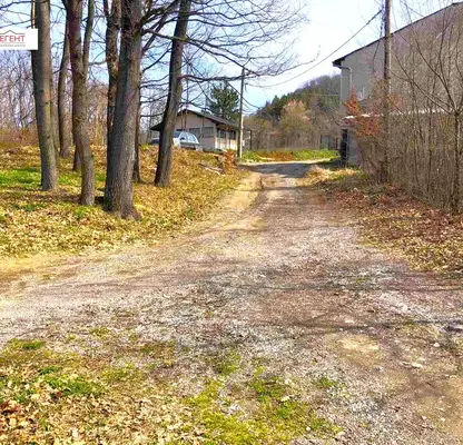 Photo 3 — Plot in Gabrovo, Shenini