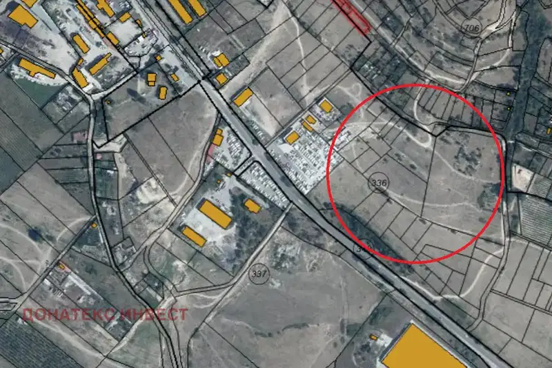 Парцел в Пловдив, Карлово