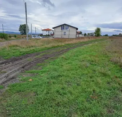 Photo 3 — Plot in област София, Kostinbrod