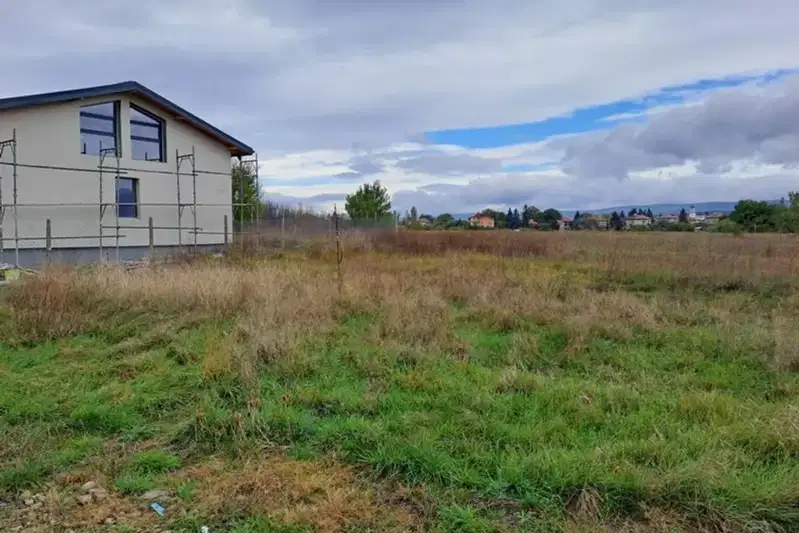 Plot in област София, Kostinbrod