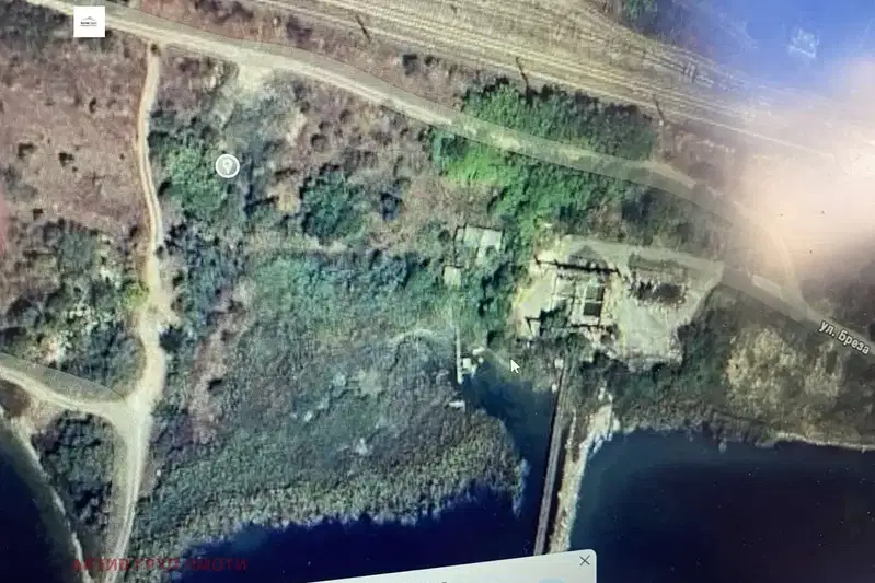 Plot in Kazashko