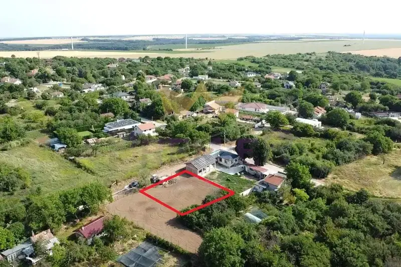 Парцел във Варна, с. Новаково