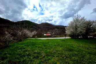 Парцел в Ловеч, с. Орешак