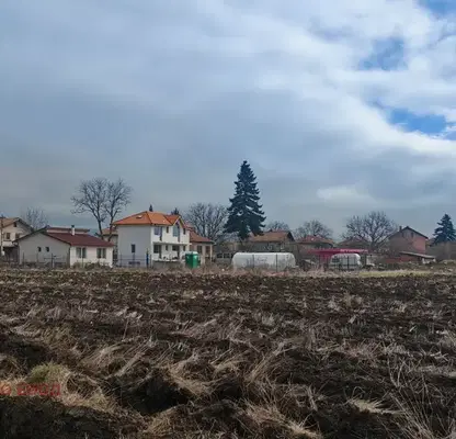 Photo 5 — Plot in Sofia, Petyrch