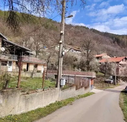 Снимка 3 — Парцел в София, Своге