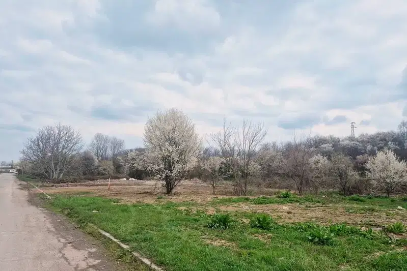 Plot in Tyrgovishte, Promishlena Zona