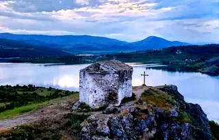 Парцел в Перник, яз. Пчелина