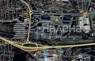 Промишлена сграда в Перник, Център