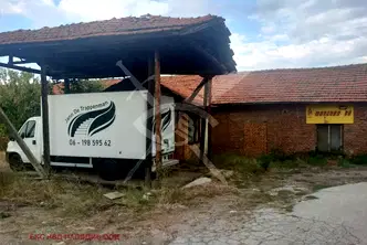 Промишлена сграда в Пловдив, Перущица