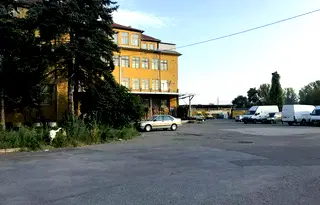 Промишлена сграда в София, НПЗ Искър