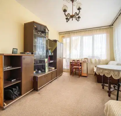 Photo 5 — Floor of House in Dobrich, Rilci