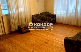 Етаж от къща в Пловдив, Център