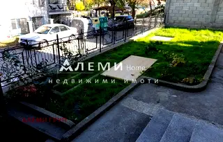 Етаж от къща във Варна, Галата