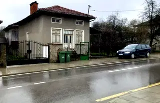Къща в Ловеч, Априлци