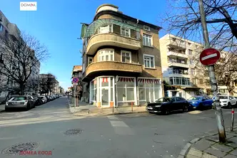 Къща в Бургас, Център