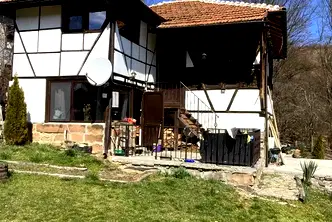 Къща в София, Етрополе
