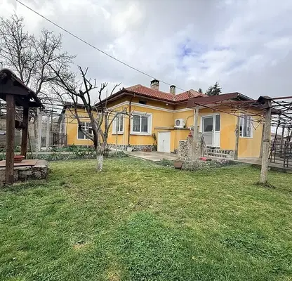Photo 2 — House in Oblast Dobrich, General Toshevo
