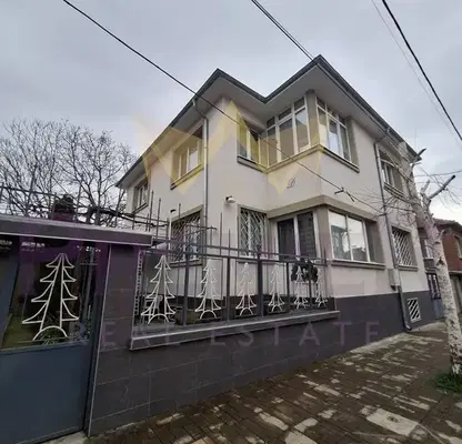 Photo 2 — House in Oblast Burgas, Karnobat