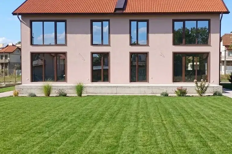 House in област София, Kostinbrod