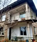 Къща в Нови Искър