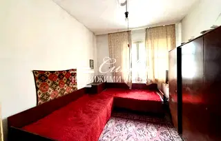 Къща в Шумен, Нови пазар