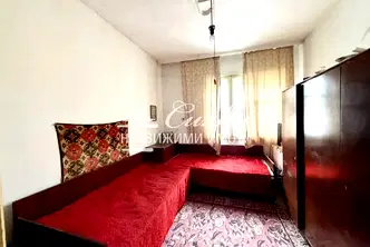 Къща в Шумен, Нови пазар