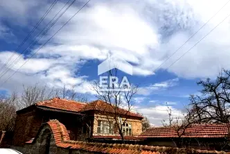 Къща във Варна, с. Аврен