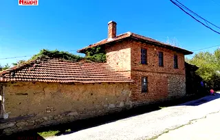Къща във Велико Търново, с. Бадевци