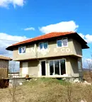 Къща в Перник, с. Беланица