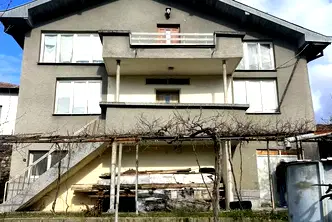 Къща в Кюстендил, с. Цървище
