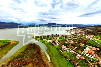 Къща във Варна, с. Дебелец