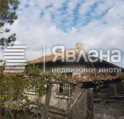 Снимка 2 — Къща в Бургас, с. Фазаново
