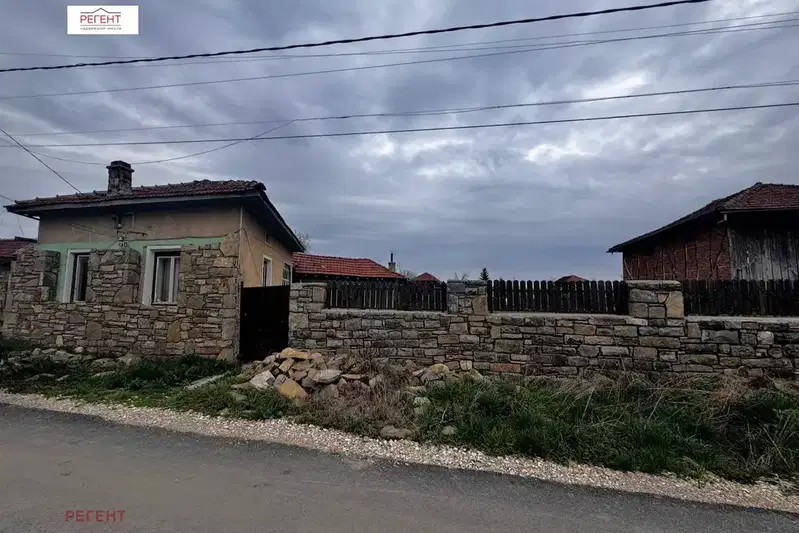 Къща в Габрово, с. Горна Росица