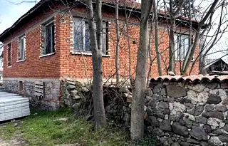 Къща в Хасково, с. Горски извор