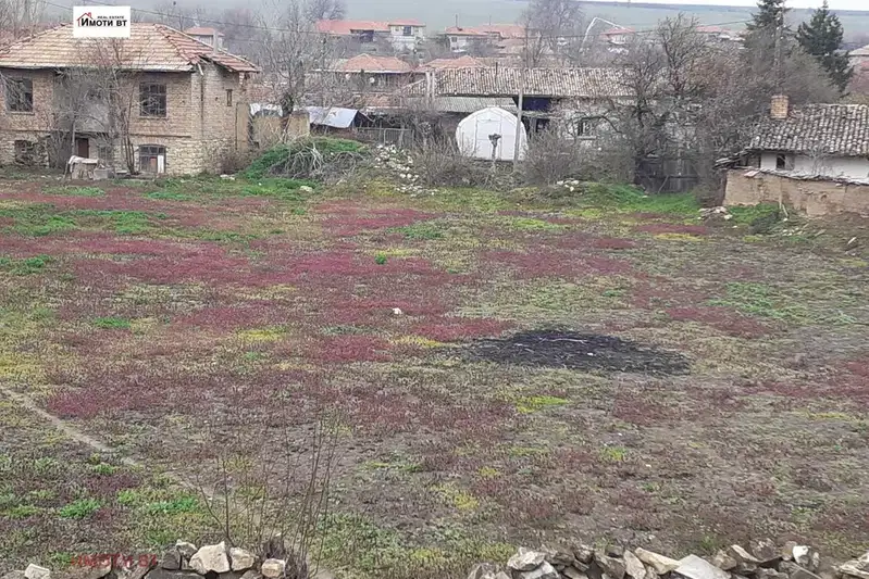 Къща с 2 етажа в с. Климентово, област Велико Търново