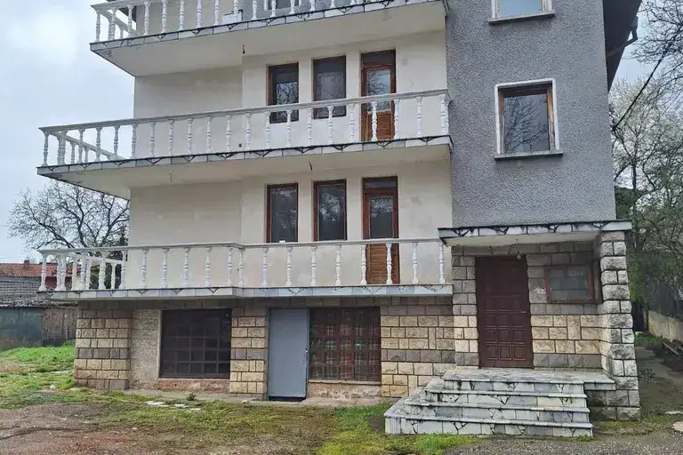Къща в с. Кътина