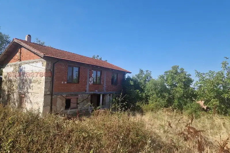 Къща в Хасково, с. Мезек