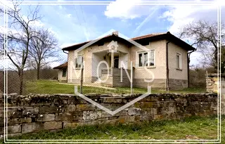 Къща в Габрово, с. Петко Славейков