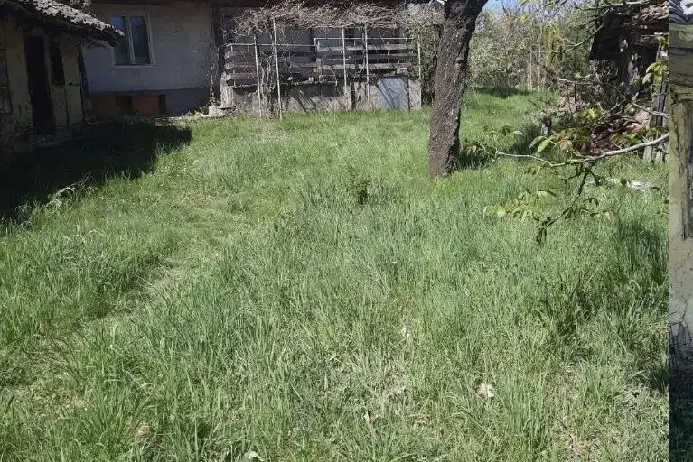House in Oblast Pernik, Pocyrnenci