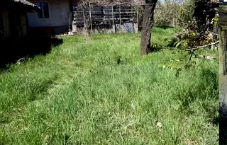 Къща в Перник, с. Поцърненци