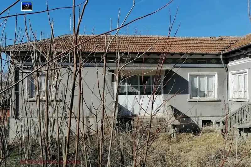House in Oblast Dobrich, Rosen