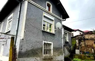 Къща в Стара Загора, с. Средногорово
