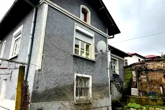 Къща в Стара Загора, с. Средногорово