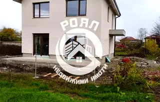 Къща в Пловдив, с. Строево