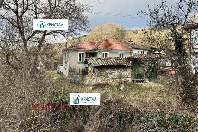 Къща в Пловдив, с. Свежен