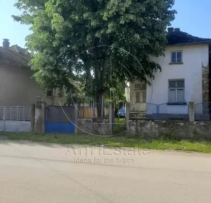 Снимка 3 — Къща в Ловеч, с. Торос