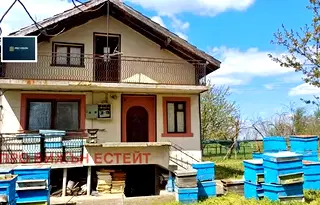 Къща във Варна, с. Ветрино