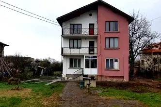 Къща в с. Волуяк